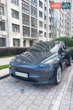 Позашляховик / Кросовер Tesla Model Y 2022 в Києві