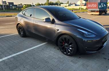 Внедорожник / Кроссовер Tesla Model Y 2021 в 