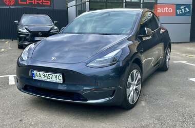 Внедорожник / Кроссовер Tesla Model Y 2024 в 