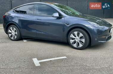 Внедорожник / Кроссовер Tesla Model Y 2024 в 