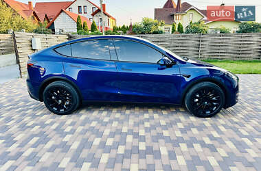 Внедорожник / Кроссовер Tesla Model Y 2023 в 