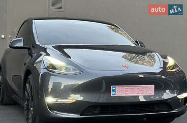 Внедорожник / Кроссовер Tesla Model Y 2022 в 