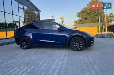 Внедорожник / Кроссовер Tesla Model Y 2024 в 