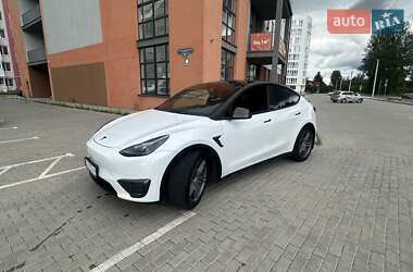 Внедорожник / Кроссовер Tesla Model Y 2020 в 