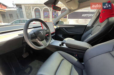 Внедорожник / Кроссовер Tesla Model Y 2023 в 