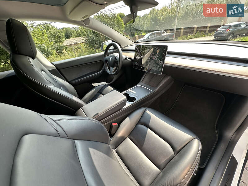 Внедорожник / Кроссовер Tesla Model Y 2021 в Виннице