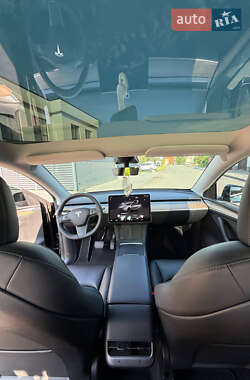 Внедорожник / Кроссовер Tesla Model Y 2022 в 
