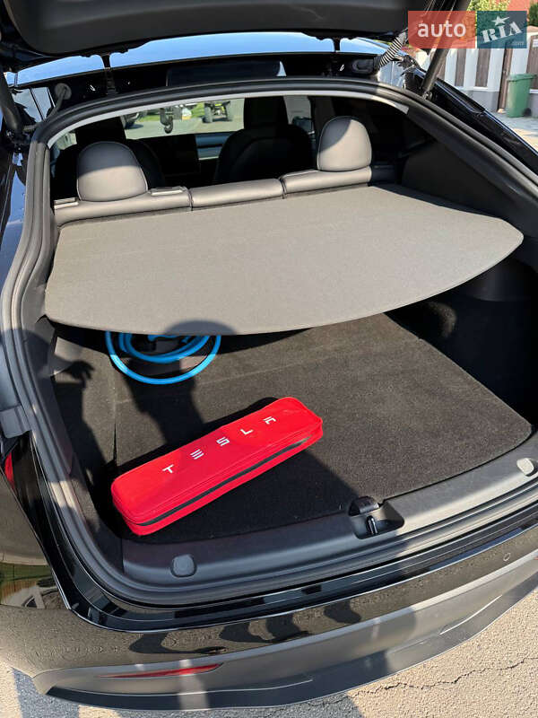 Внедорожник / Кроссовер Tesla Model Y 2022 в Днепре