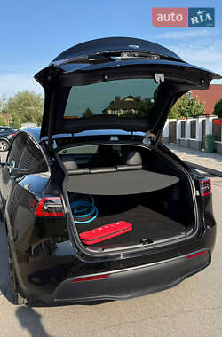 Внедорожник / Кроссовер Tesla Model Y 2022 в 