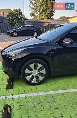 Внедорожник / Кроссовер Tesla Model Y 2023 в 