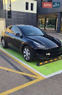 Позашляховик / Кросовер Tesla Model Y 2023 в Києві