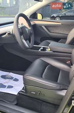 Внедорожник / Кроссовер Tesla Model Y 2023 в 