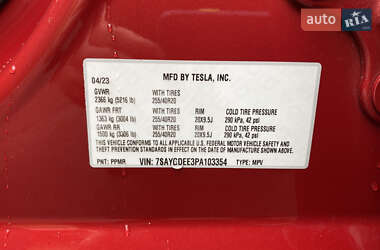 Внедорожник / Кроссовер Tesla Model Y 2023 в 