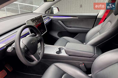 Внедорожник / Кроссовер Tesla Model Y 2023 в Львове