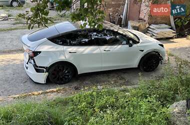 Внедорожник / Кроссовер Tesla Model Y 2022 в 