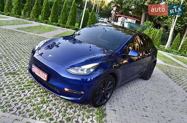 Внедорожник / Кроссовер Tesla Model Y 2024 в Харькове