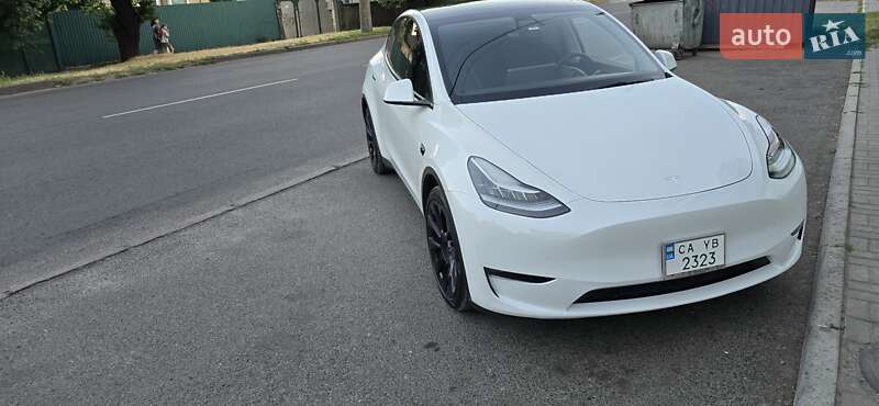 Tesla Model Y 2021