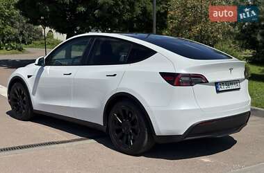 Внедорожник / Кроссовер Tesla Model Y 2021 в 