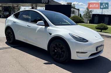 Внедорожник / Кроссовер Tesla Model Y 2021 в 