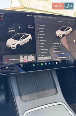 Внедорожник / Кроссовер Tesla Model Y 2021 в 