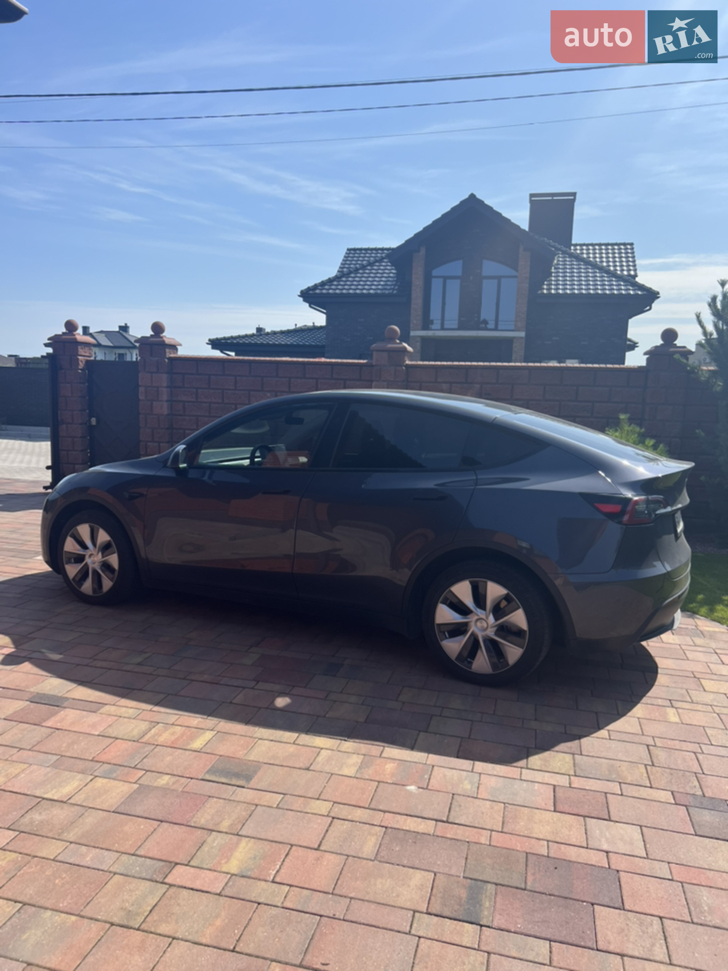 2023 Tesla Model Y - мініатюра 3