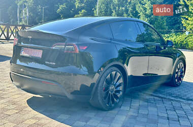 Внедорожник / Кроссовер Tesla Model Y 2022 в 
