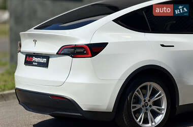 Внедорожник / Кроссовер Tesla Model Y 2023 в 