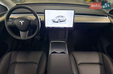 Внедорожник / Кроссовер Tesla Model Y 2023 в 