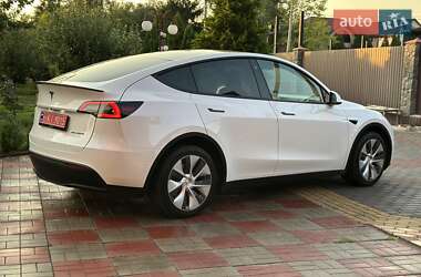 Внедорожник / Кроссовер Tesla Model Y 2021 в 
