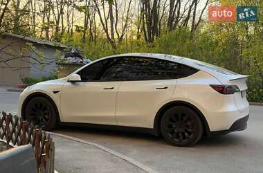 Внедорожник / Кроссовер Tesla Model Y 2023 в 