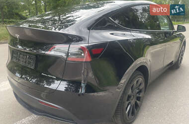 Внедорожник / Кроссовер Tesla Model Y 2023 в 