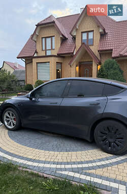 Внедорожник / Кроссовер Tesla Model Y 2022 в 