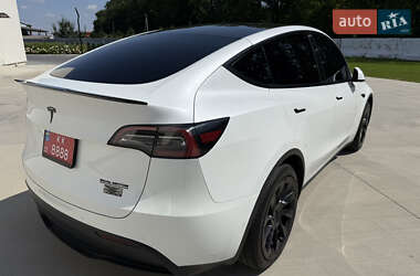 Внедорожник / Кроссовер Tesla Model Y 2021 в 
