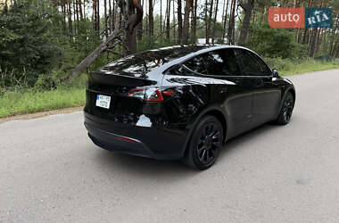 Внедорожник / Кроссовер Tesla Model Y 2023 в 