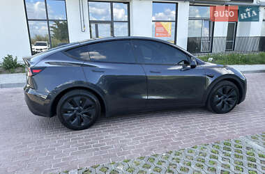 Внедорожник / Кроссовер Tesla Model Y 2024 в 