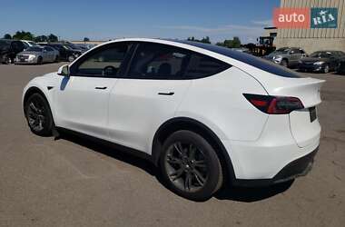 Внедорожник / Кроссовер Tesla Model Y 2025 в 