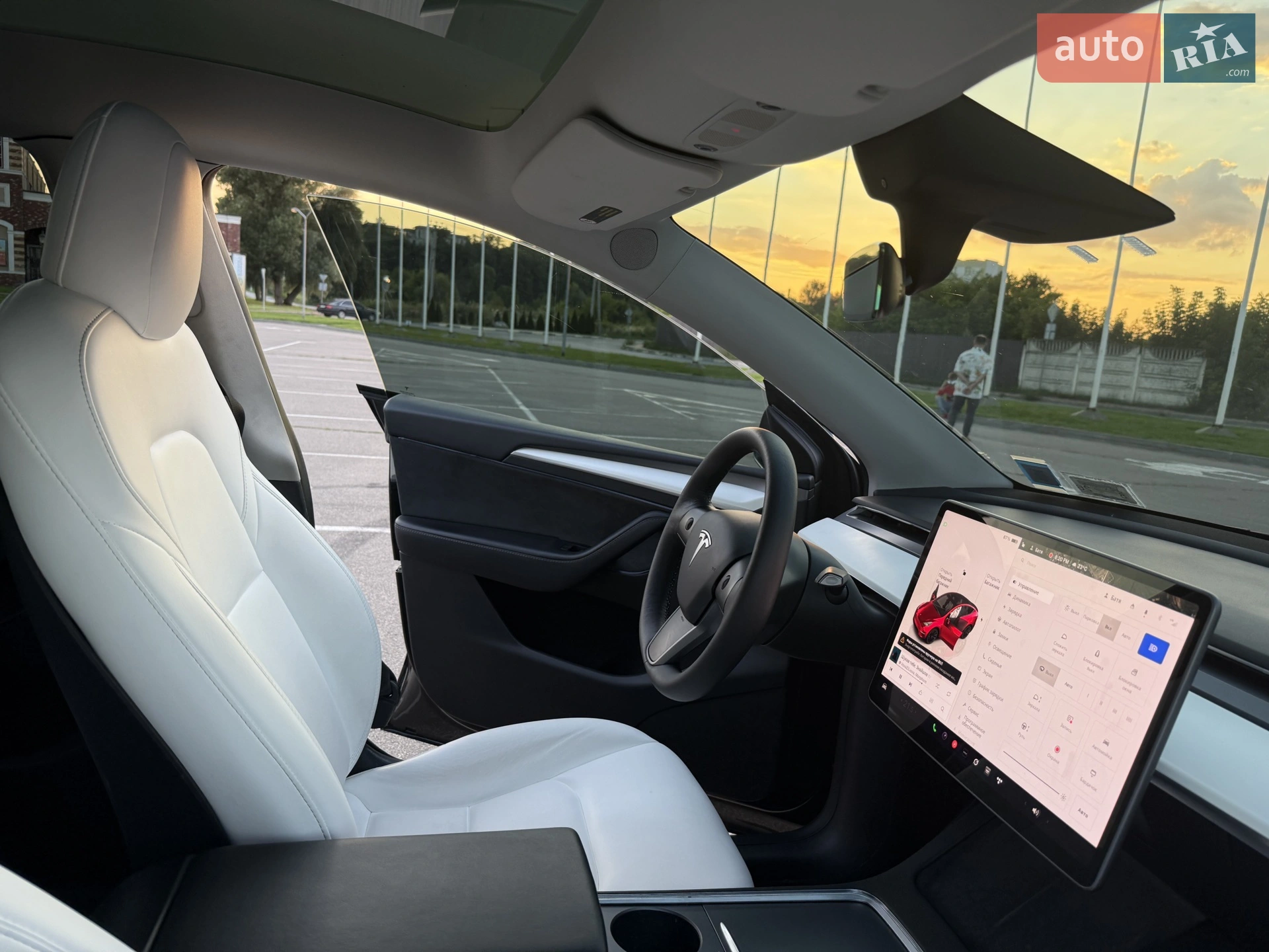 2022 Tesla Model Y - мініатюра 3