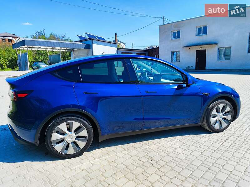 Внедорожник / Кроссовер Tesla Model Y 2022 в Каменец-Подольском