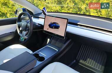 Внедорожник / Кроссовер Tesla Model Y 2022 в 