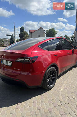 Внедорожник / Кроссовер Tesla Model Y 2021 в 