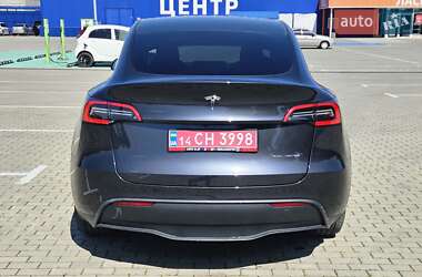 Внедорожник / Кроссовер Tesla Model Y 2024 в 
