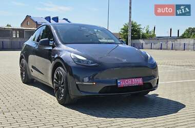 Внедорожник / Кроссовер Tesla Model Y 2024 в 