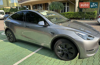 Внедорожник / Кроссовер Tesla Model Y 2024 в 