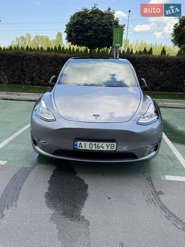 Внедорожник / Кроссовер Tesla Model Y 2024 в Киеве