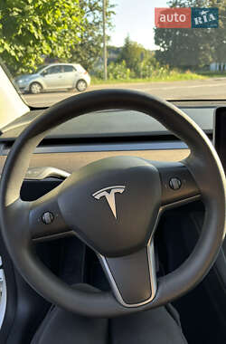 Позашляховик / Кросовер Tesla Model Y 2022 в 