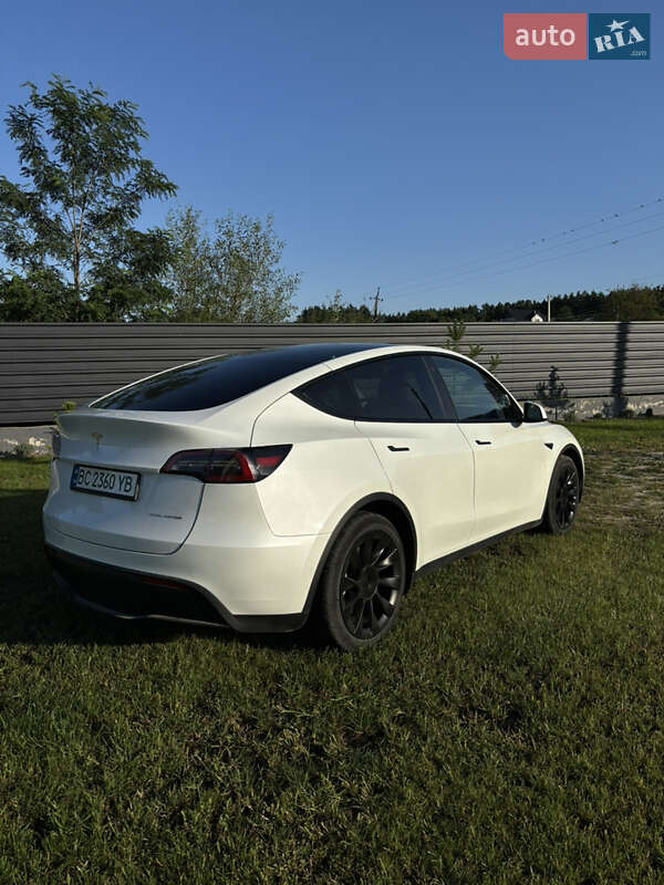 Внедорожник / Кроссовер Tesla Model Y 2022 в Львове