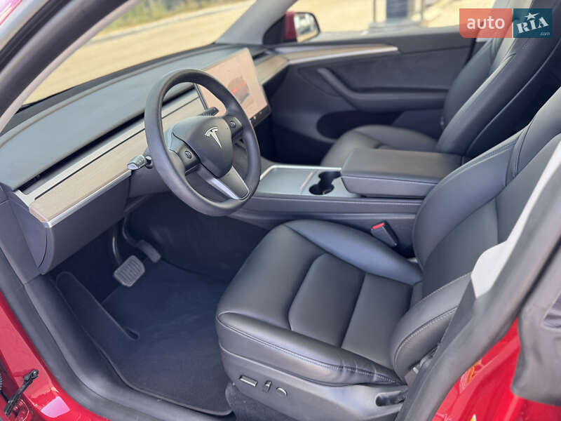 Внедорожник / Кроссовер Tesla Model Y 2023 в Днепре