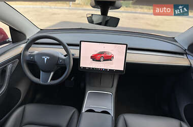 Внедорожник / Кроссовер Tesla Model Y 2023 в 