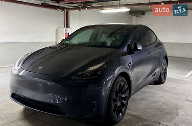 Внедорожник / Кроссовер Tesla Model Y 2021 в 