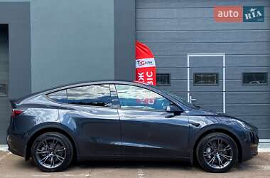 Внедорожник / Кроссовер Tesla Model Y 2024 в 